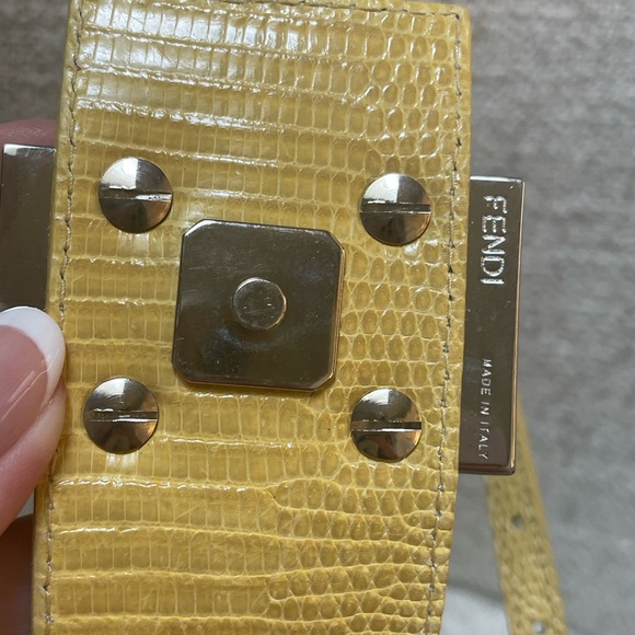 Limited Edition Vintage 2000’s Fendi Beaded & Lizzard bag with enamel buckle - Picture 11 of 15